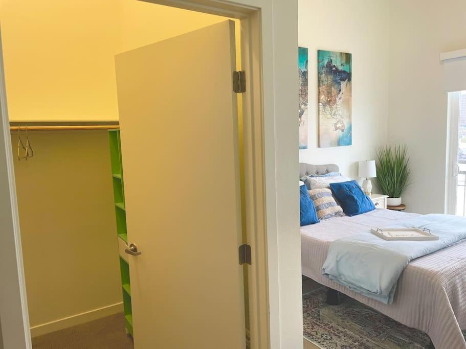 A Perfect Getaway In The Heart Of The Action Apartment Лас Вегас Екстериор снимка