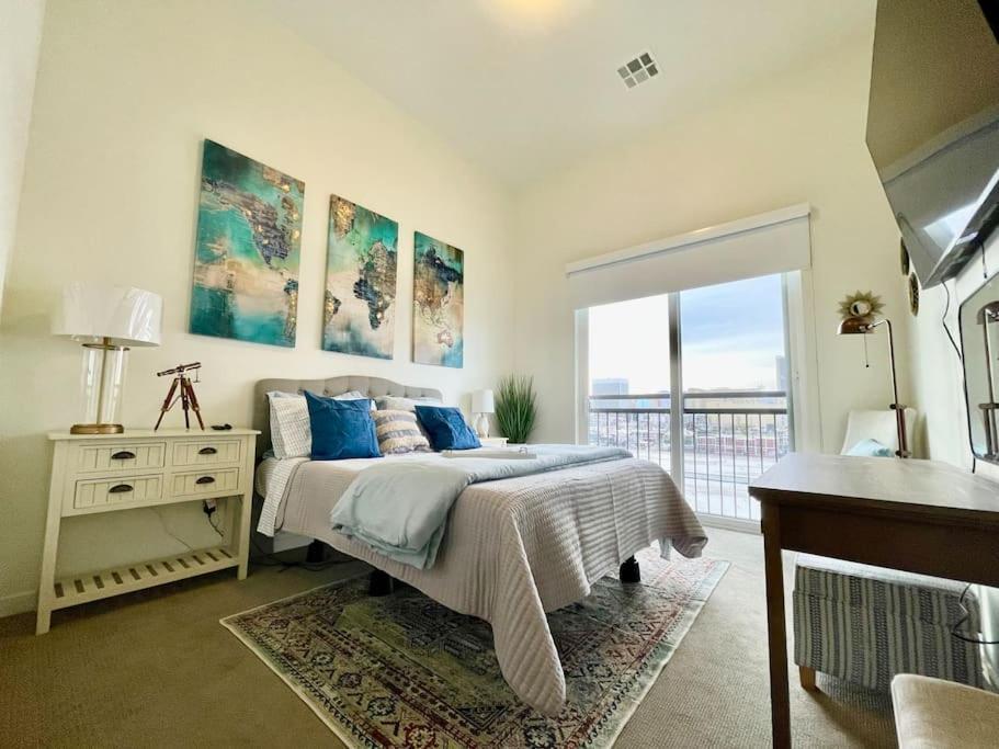 A Perfect Getaway In The Heart Of The Action Apartment Лас Вегас Екстериор снимка